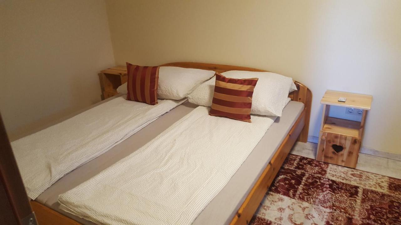 Gyoengyvirag Apartman Keszthely Ngoại thất bức ảnh