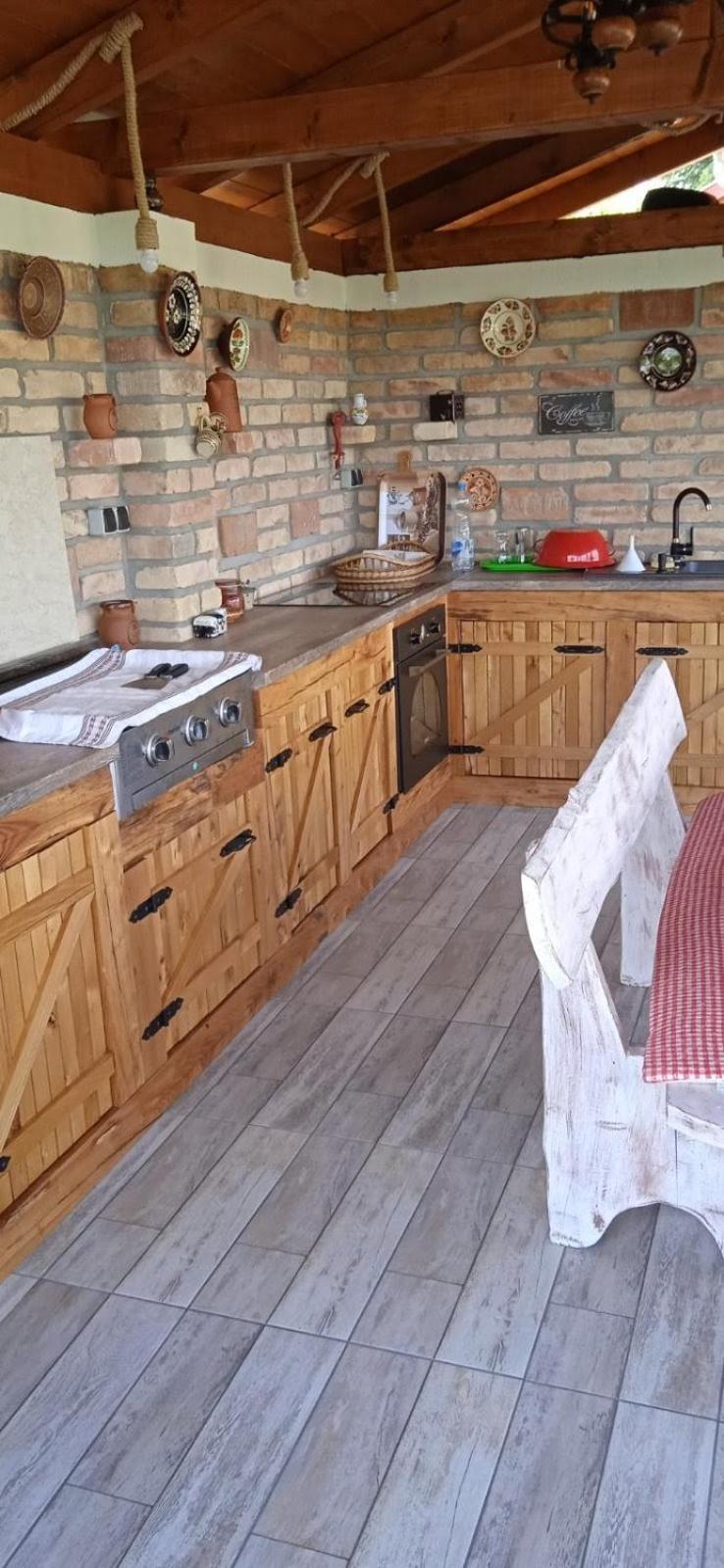 Gyoengyvirag Apartman Keszthely Ngoại thất bức ảnh